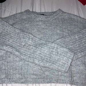 Forever 21 gray cropped knit sweater